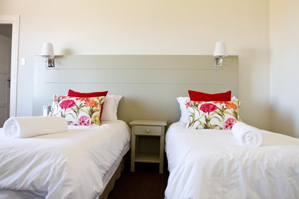 Mountain View Manor Hotell Grahamstown Exteriör bild